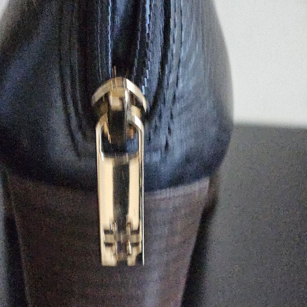 Women Boots - Picture 3 of 7